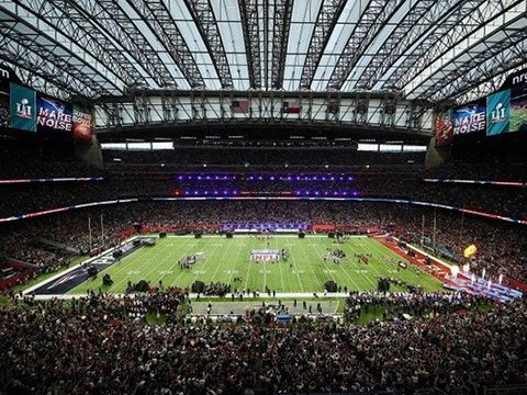 Quảng cáo mang thông điệp chính trị tới sự kiện Super Bowl