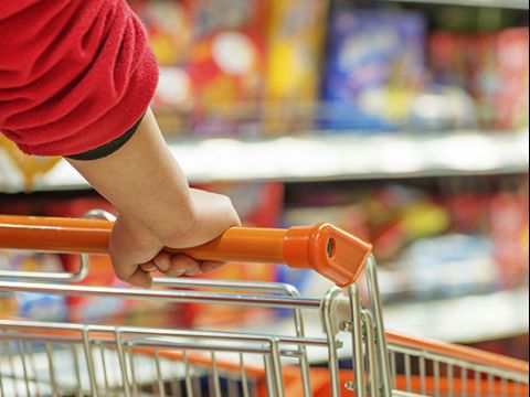 Sau 1 năm biến động, ngành hàng FMCG vẫn tăng trưởng mạnh mẽ trong năm 2016