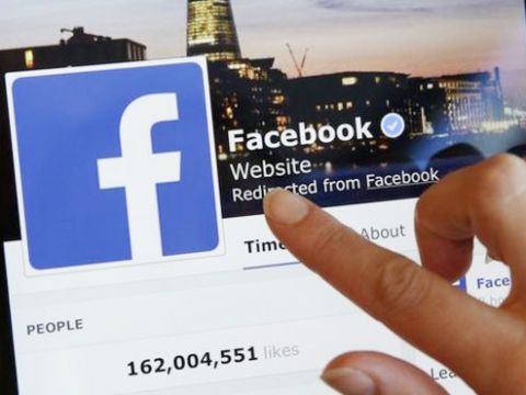​Facebook bắt đầu cảnh báo tin giả trong bảng cấp tin