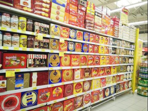 Cuộc chiến giữ sân nhà: Bánh kẹo rơi vào tay khối ngoại