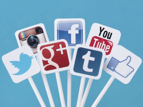 Facebook, Google là công ty công nghệ hay nhà xuất bản?