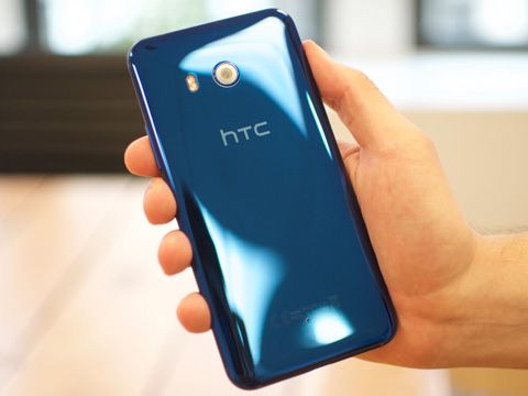 HTC “né” Samsung, Apple tại Việt Nam và hướng đi cho các hãng mới