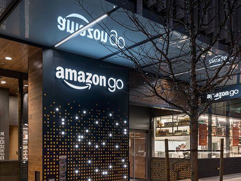 Vì sao ngành siêu thị Mỹ lại “hoảng” khi Amazon thâu tóm Whole Foods?