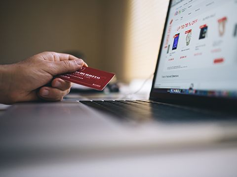Kantar Worldpanel: Doanh thu bán hàng trực tuyến của FMCG trên toàn cầu tăng 26% năm 2016
