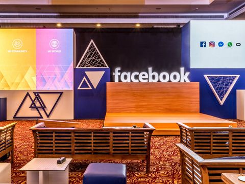 Hơn 2 tỷ người dùng hàng tháng và trách nhiệm của Facebook