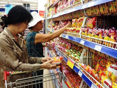 Đại chiến mì ăn liền: Rướn lên phân khúc giá cao
