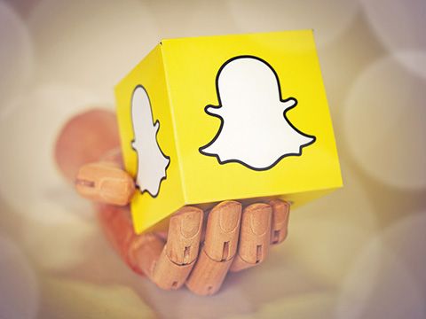 Facebook mất lượng lớn người dùng tại 2 thị trường quan trọng nhất về tay Snapchat