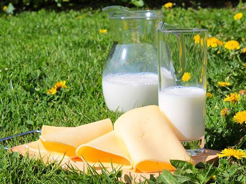 FMCG Monitor 07/2017: Thị trường FMCG giảm tốc