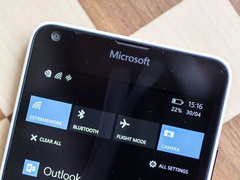 Vì sao Microsoft không thể thống trị thị trường smartphone?