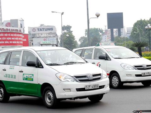 Cạnh tranh Taxi và Uber: Đừng tự đánh mất thế mạnh của mình