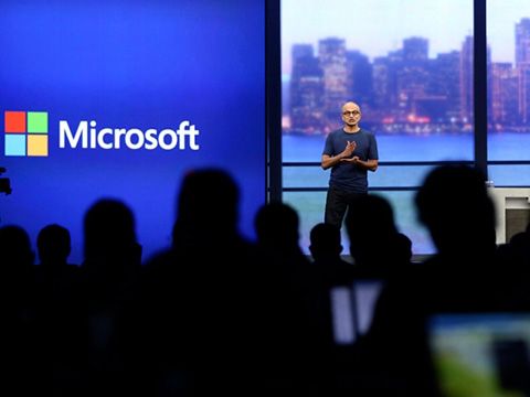 Microsoft: Gã khổng lồ đang “thua để thắng”