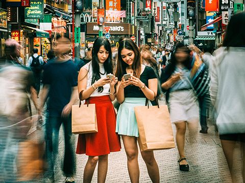 Xu hướng tăng chi tiêu của người tiêu dùng ASEAN