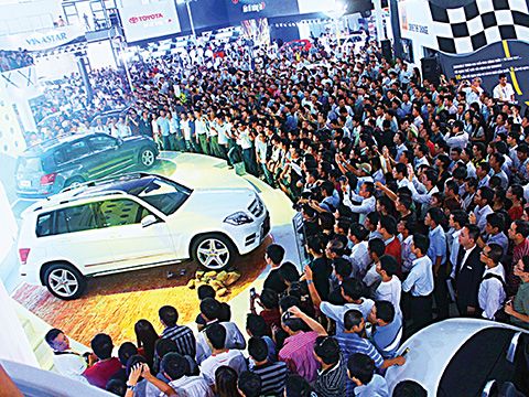Sau Toyota, Honda, hàng loạt hãng xe đã tạm dừng nhập khẩu