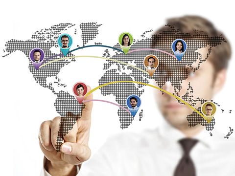 Nhân sự và câu chuyện chiếc áo