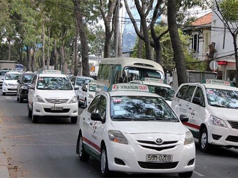 Grab, Uber xô đẩy Vinasun về tỉnh