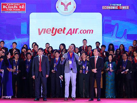Top 10 Doanh nghiệp Rồng Vàng tăng trưởng bền vững và Thương hiệu mạnh Việt Nam năm 2017