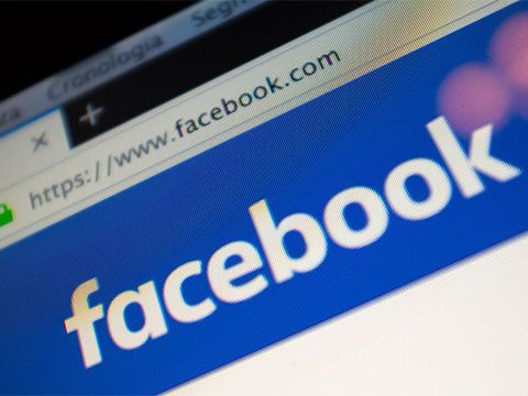 Bất chấp bê bối Facebook vẫn đạt doanh thu quý ‘khủng’