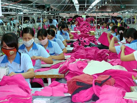 Đơn hàng mới giúp PMI Việt Nam tăng lên 52,7 điểm trong tháng 4