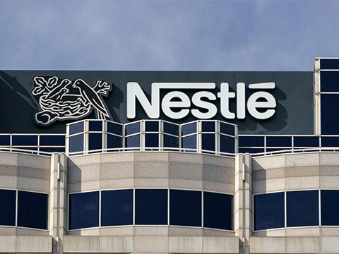 Nestlé chi 7,2 tỷ USD để bán cà phê Starbucks