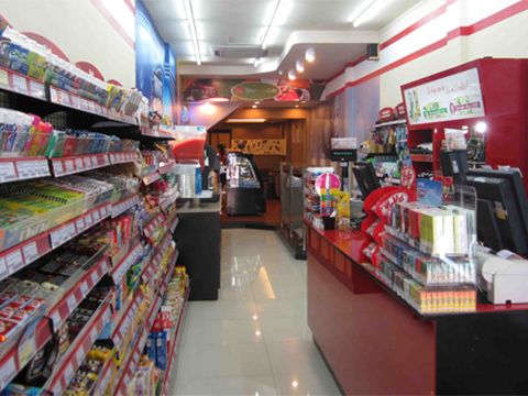 Cửa hàng tiện lợi ở Việt Nam tăng gấp bốn lần trong 6 năm