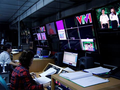 Chập chờn truyền hình trả tiền