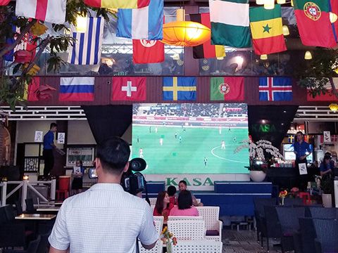 FIFA cho phép các quán cafe chiếu World Cup 2018
