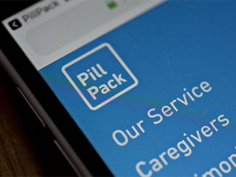 Amazon mua PillPack, ngành dược phẩm Mỹ rung chuyển