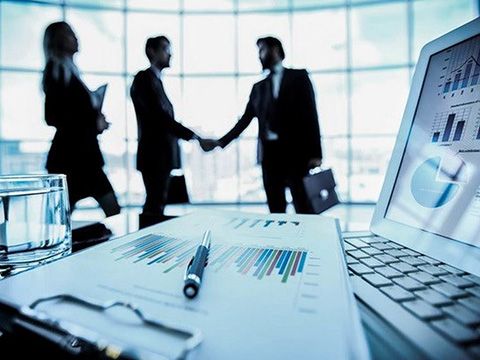 Ngành hàng nào sẽ dẫn dắt thị trường M&A trong năm 2018?