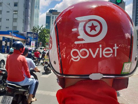 Địa phương hóa, bài toán chung của Grab và Go-Jek