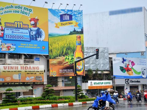 Quy hoạch quảng cáo ngoài trời: Loại bỏ cơ chế “xin-cho”