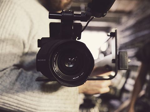 6 cách giúp thương hiệu tỏa sáng với các chiến lược video marketing