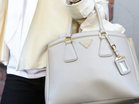 Prada mất gần 2 tỷ USD giá trị thị trường vì người tiêu dùng Trung Quốc