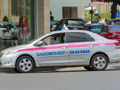 Tụt hậu, Taxi Saigontourist bỏ cuộc đua?