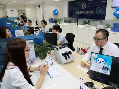 Yếu tố nào khiến các ngân hàng Hàn Quốc chạy đua mở rộng hoạt động tại Việt Nam?