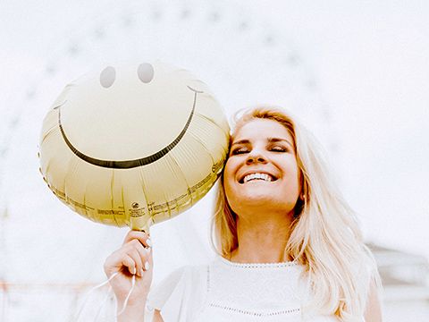 Tiếp thị bằng nụ cười: Hiểu đúng để ứng dụng hiệu quả