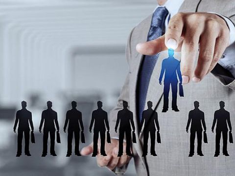 Nhân sự cấp cao và ngành công nghệ được săn đón ở Việt Nam
