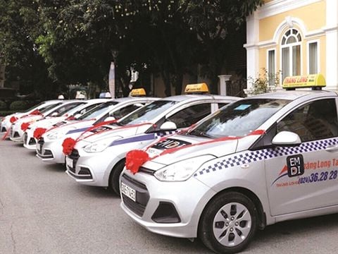 Liên minh 17 Taxi: Đông thôi chưa đủ