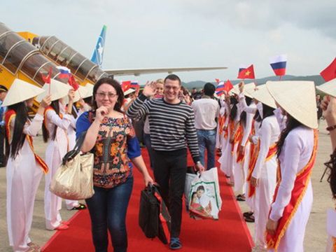 Tổng thu từ khách du lịch năm 2018 đạt hơn 620.000 tỷ đồng