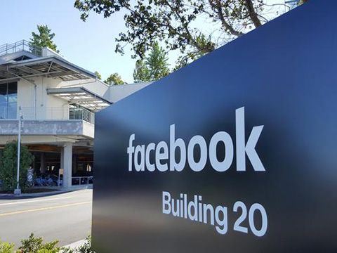 Facebook mất hai giám đốc cấp cao trong một tuần