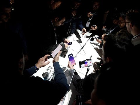 Chiến lược hai nhãn hiệu đang giúp smartphone Trung Quốc cạnh tranh thế nào?