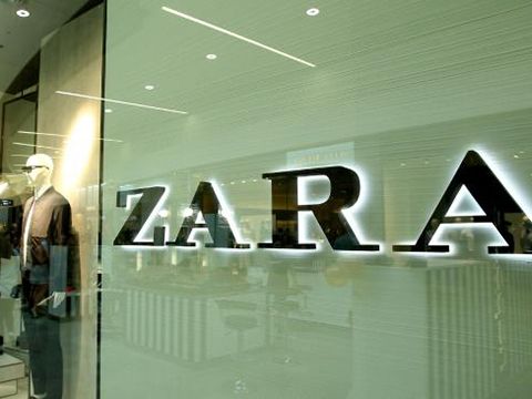Gần như không quảng cáo, Zara thu hút khách hàng như thế nào?