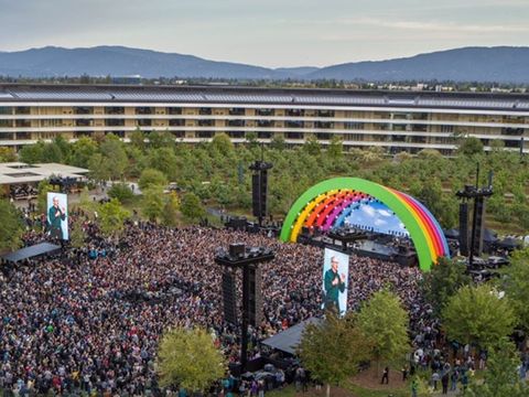 Apple Park 5 tỷ USD khai trương, lấy sắc cầu vồng làm chủ đạo