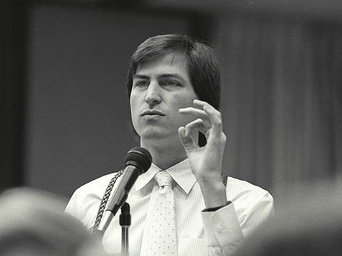 Steve Jobs thao túng người khác như thế nào?