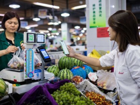 Cuộc đua không tiền mặt tại châu Á: Thẻ visa đang ‘thua’ ví điện tử