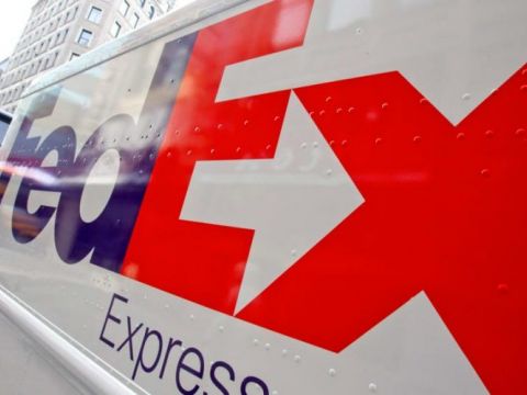 Mũi tên ẩn trong logo FedEx huyền thoại là kết quả của sự tình cờ