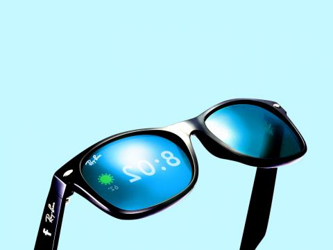 Facebook bắt tay với Ray-Ban làm kính thông minh thay thế smartphone