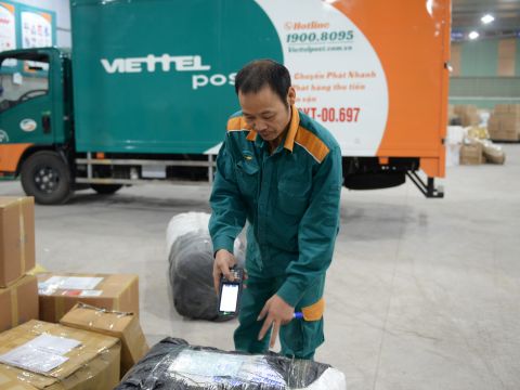 Tăng trưởng thương mại điện tử thúc đẩy Viettel Post?