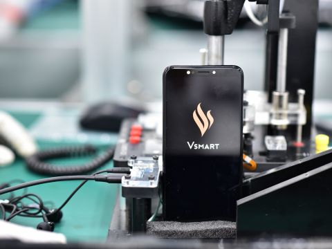 Thị trường smartphone Việt Nam: Cánh cửa nào cho thương hiệu Việt?