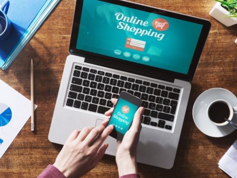 Trên 3 triệu đơn hàng trong ngày Online Friday