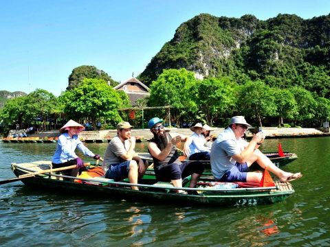 Hai kịch bản cho nguồn khách du lịch quốc tế
